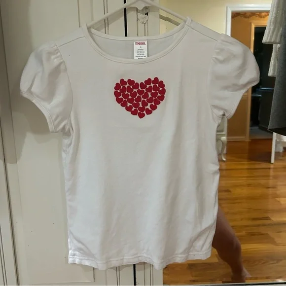Gymboree White girls size 8 T-Shirt with Red Heart Design embroidered LIKE NEW - Picture 2 of 6
